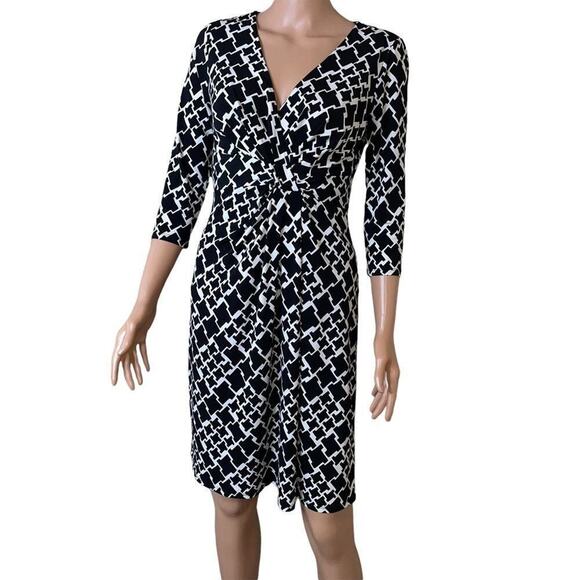 WHBM Women's Elbow Sleeve Geometric Print Wrap Dress black & white SZ 4 - Picture 4 of 10